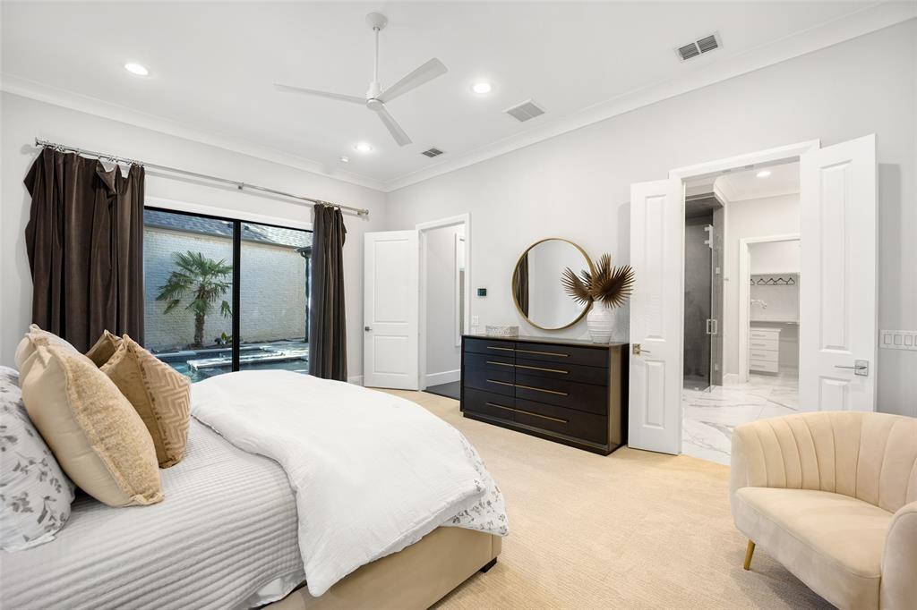 Lawn at Glen Abbey - Residential