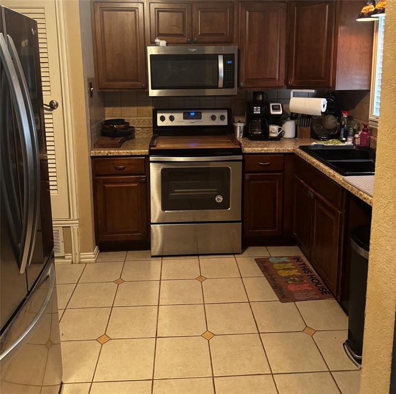 2334 Glendale Drive