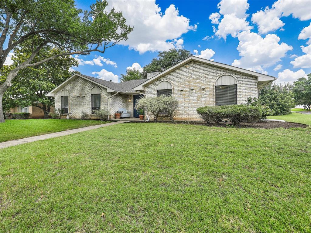 Meadow Park 10 - Residential Lease