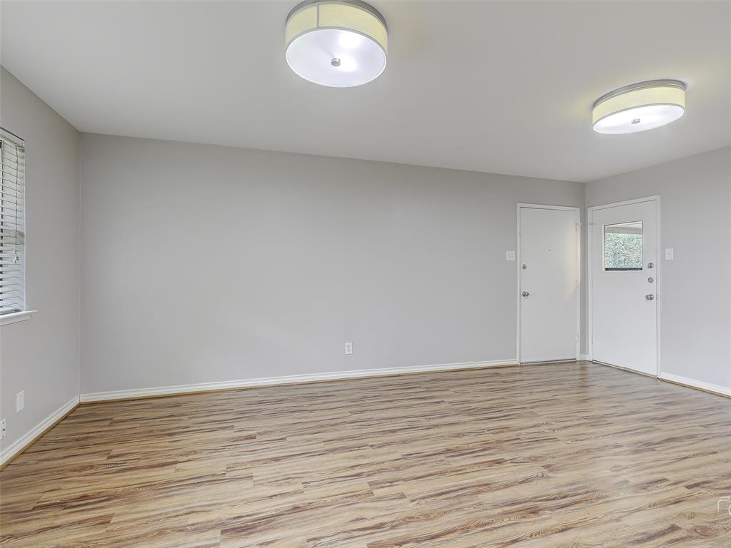 Meadow Park 10 - Residential Lease