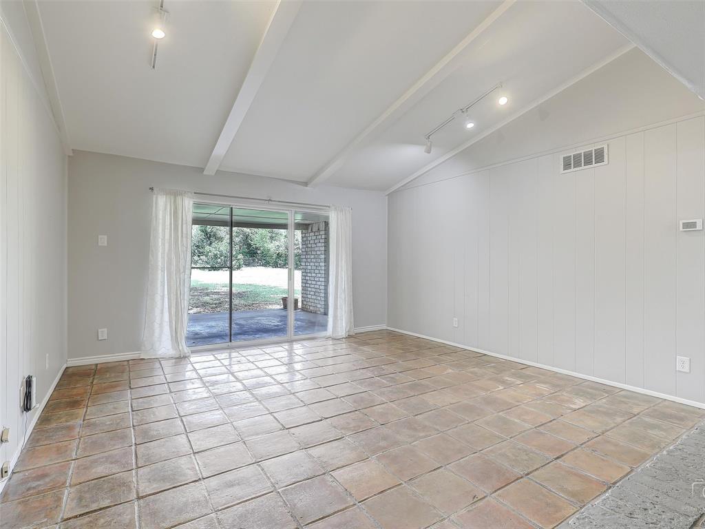 Meadow Park 10 - Residential Lease