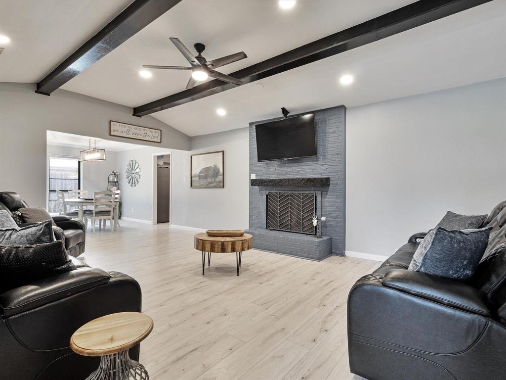 Dal-View 04 - Residential