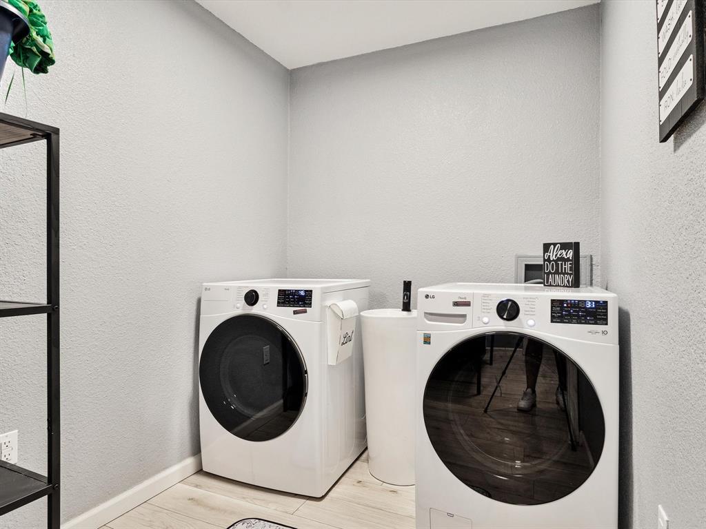 Dal-View 04 - Residential