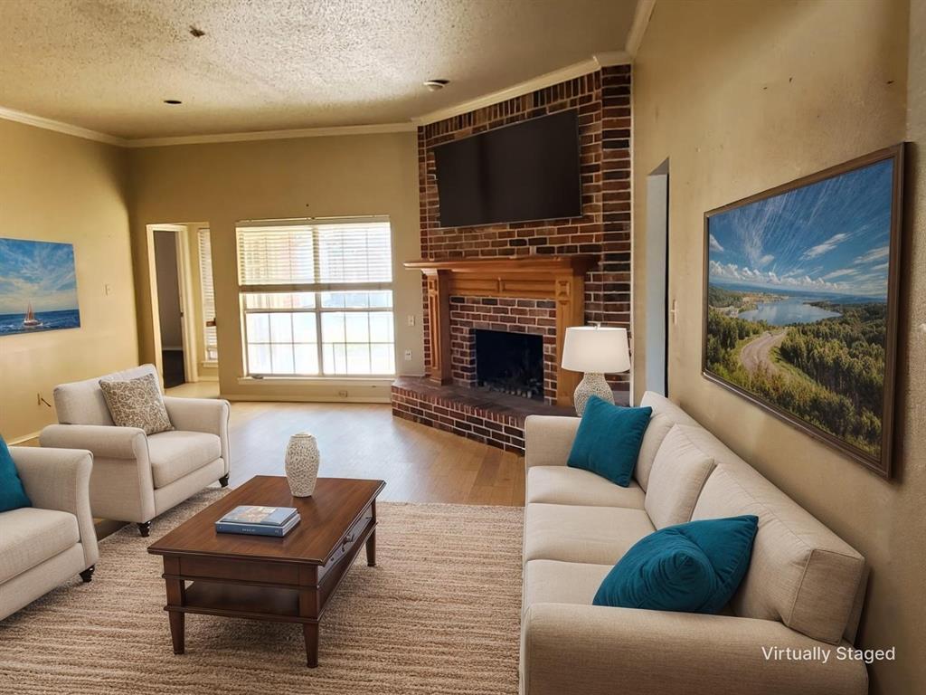 2293 Heatherdale Drive