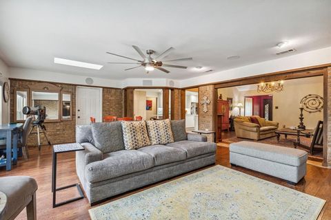 Tiny photo for 2407 N Carroll Avenue, Southlake, TX 76092 (MLS # 21095600)