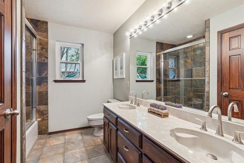Tiny photo for 2407 N Carroll Avenue, Southlake, TX 76092 (MLS # 21095600)