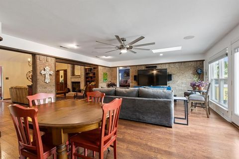 Tiny photo for 2407 N Carroll Avenue, Southlake, TX 76092 (MLS # 21095600)