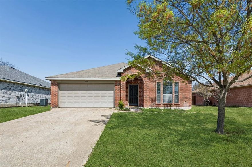 Welcome to 704 Mackenzi Dr in Royse City, TX. This 4 bedroom, 2 bathroom home features a spacious, open layout with great natural flow between the living, kitchen, and dining areas. This home is perfect for everyday living and entertaining! A versatile den or second living room gives you the flexibility for a home office, playroom, or additional lounge space to fit your needs. The split-bedroom design offers privacy, with a well-sized primary suite separate from the secondary bedrooms. Located with quick access to I-30, plus nearby shopping and dining, this home blends comfort, space, and convenience!