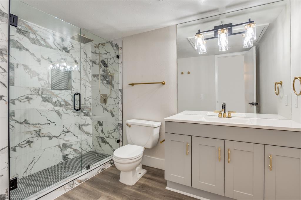 River Oaks Condos - Residential