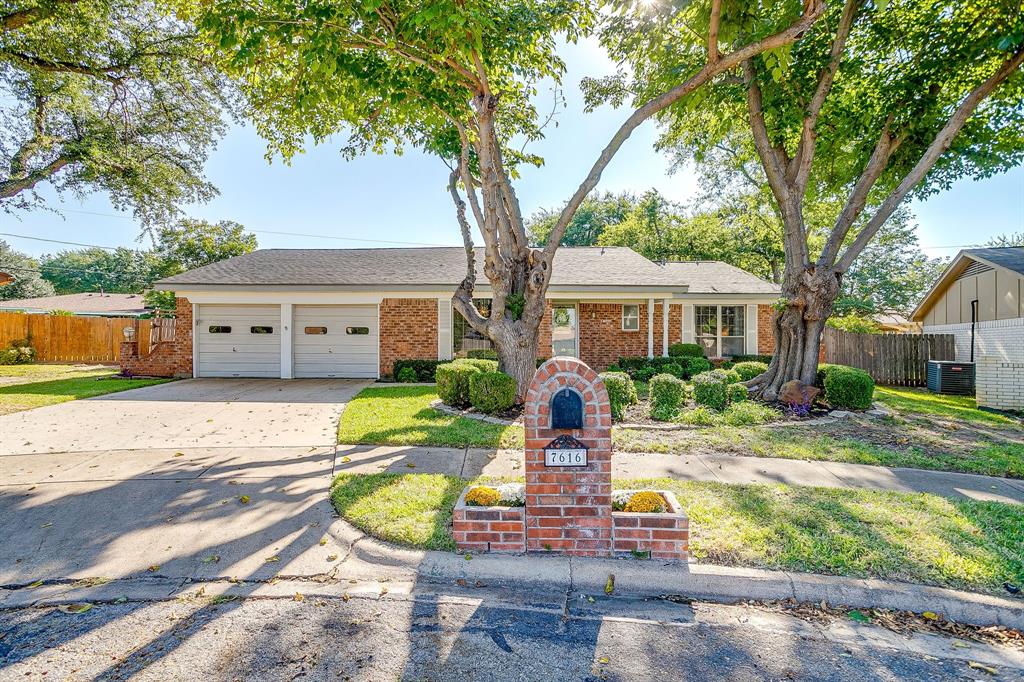 7616 David Court