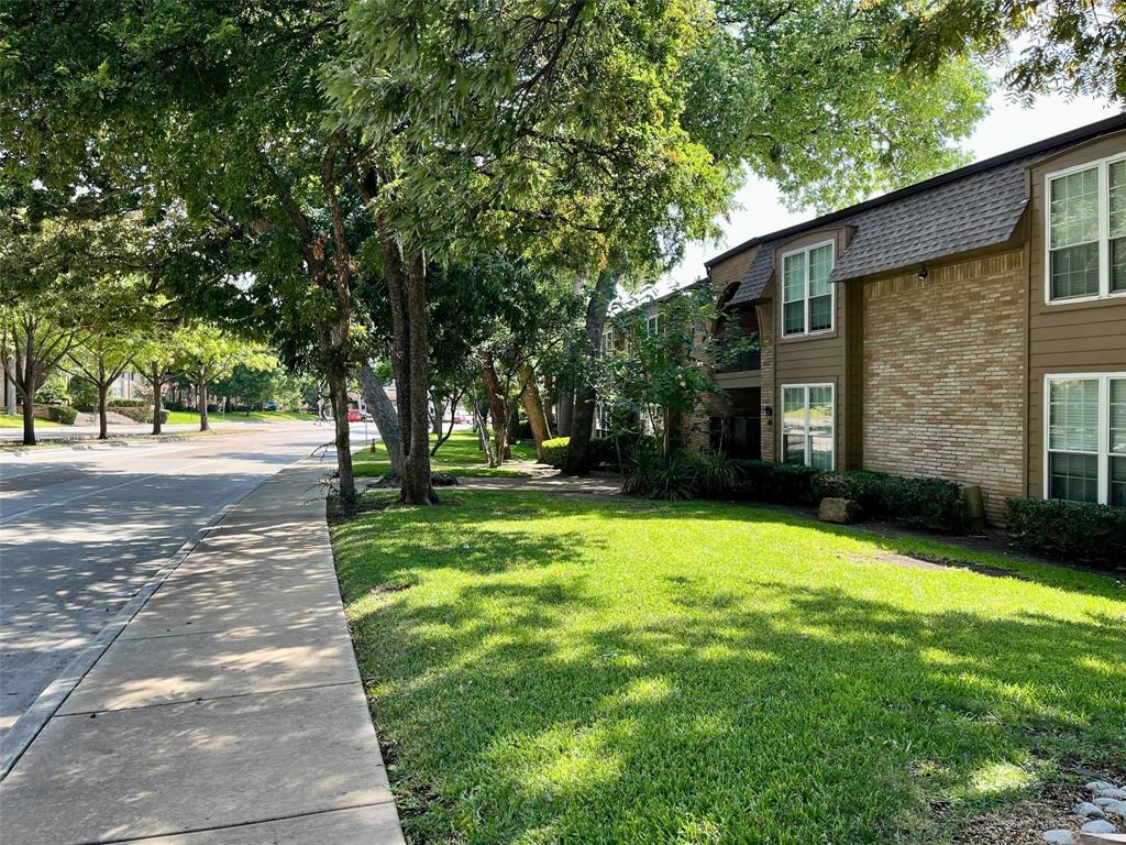 ROYAL CENTRAL CONDOMINIUMS - Residential Lease