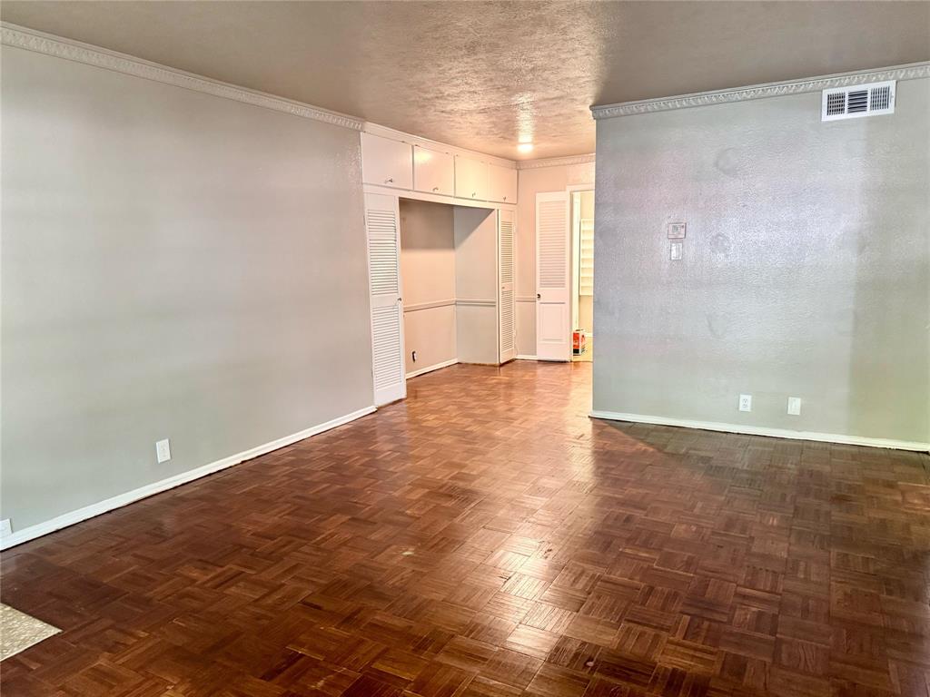 ROYAL CENTRAL CONDOMINIUMS - Residential Lease