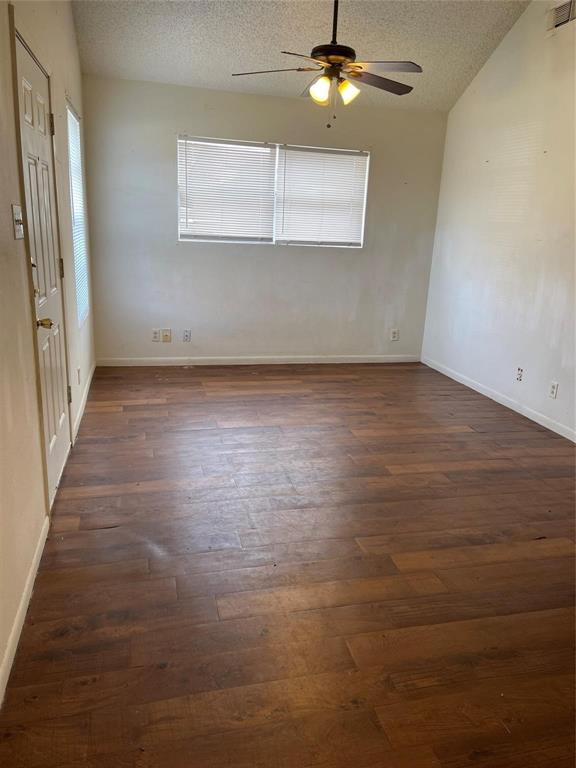 120 W Heron Street