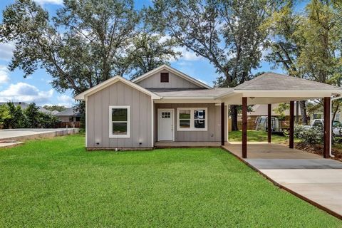 240 Elm Street Winona TX 75792