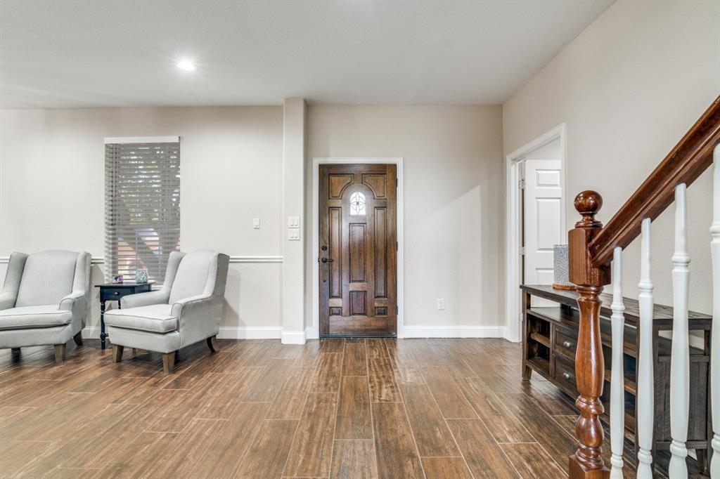 2720 Spanish Oak Trail