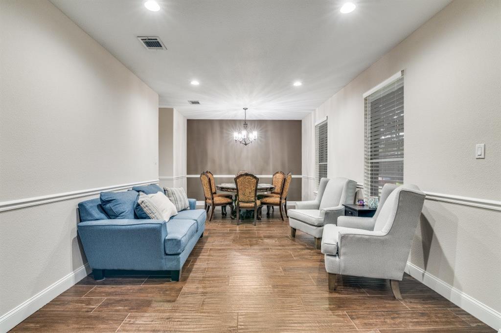 2720 Spanish Oak Trail