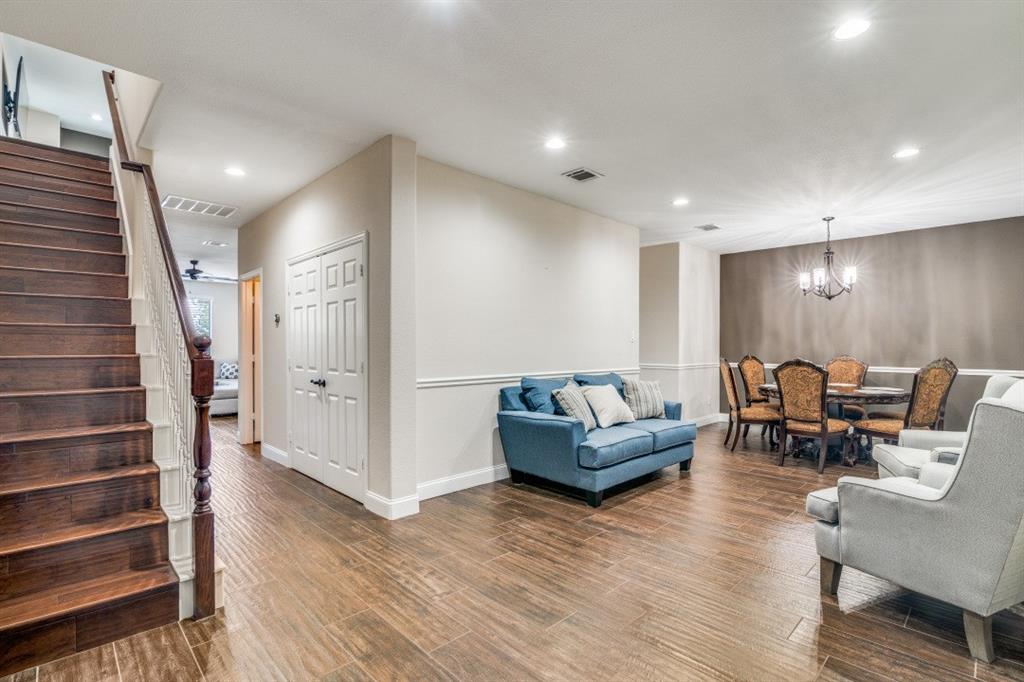 2720 Spanish Oak Trail