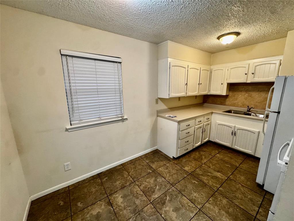 Western Hills Harbor - Residential Lease