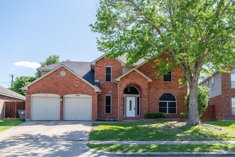 2210 Belton Drive Arlington TX 76018