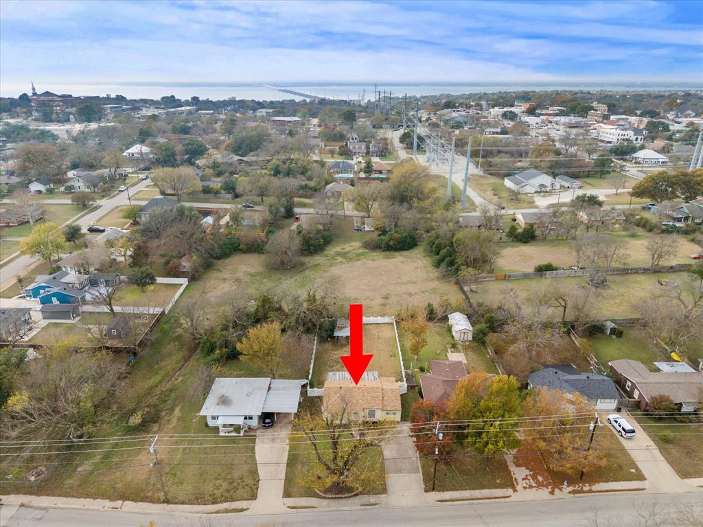 DAWSON, LOT 8 - Residential