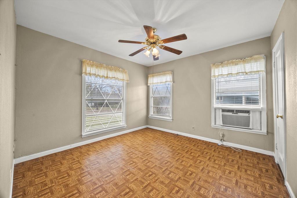 DAWSON, LOT 8 - Residential