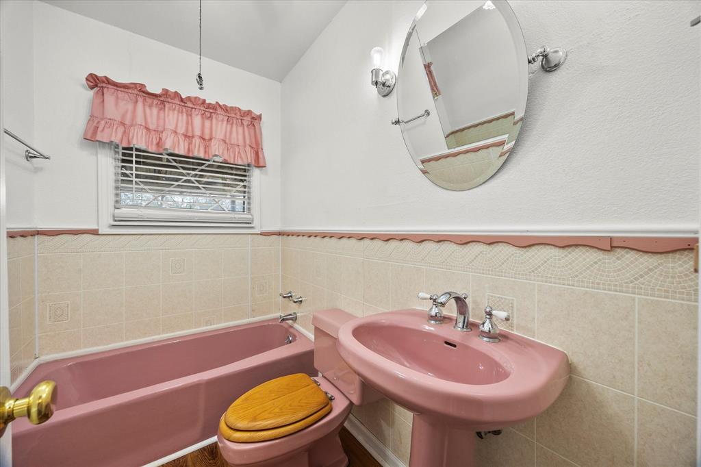 DAWSON, LOT 8 - Residential