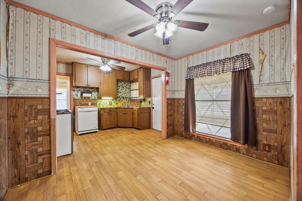 DAWSON, LOT 8 - Residential