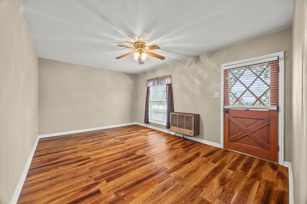 DAWSON, LOT 8 - Residential