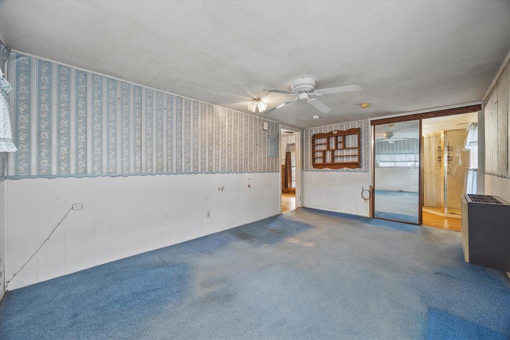 DAWSON, LOT 8 - Residential