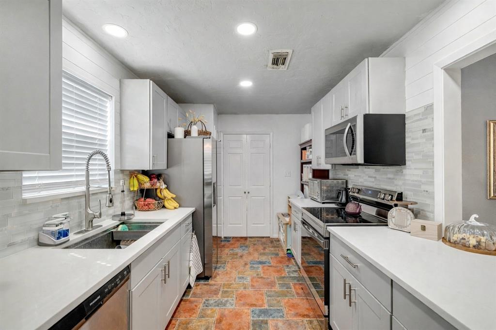 Hickory Hills Add - Residential