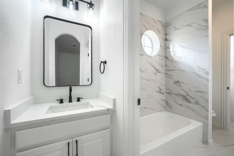 Tiny photo for 12809 Day Break Trail, Burleson, TX 76028 (MLS # 21200855)