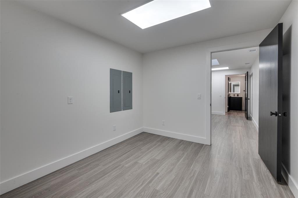 Webster & Woods North Park - Commercial Sale