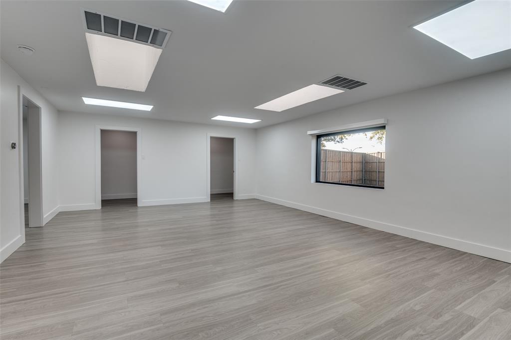 Webster & Woods North Park - Commercial Sale