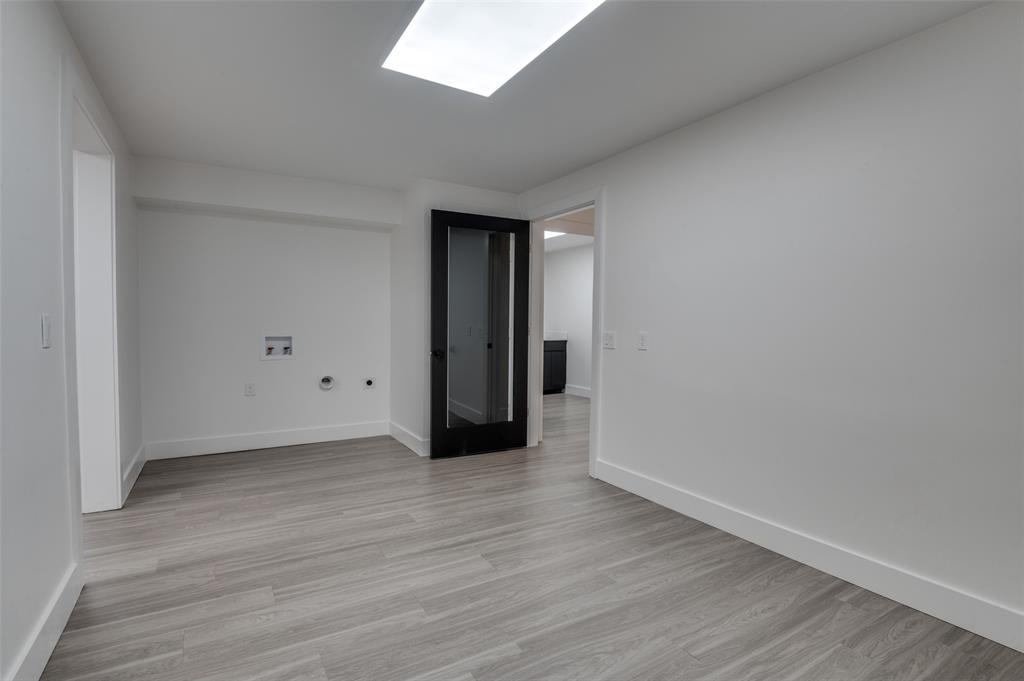 Webster & Woods North Park - Commercial Sale