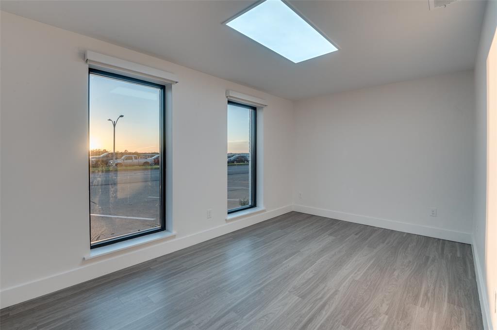 Webster & Woods North Park - Commercial Sale