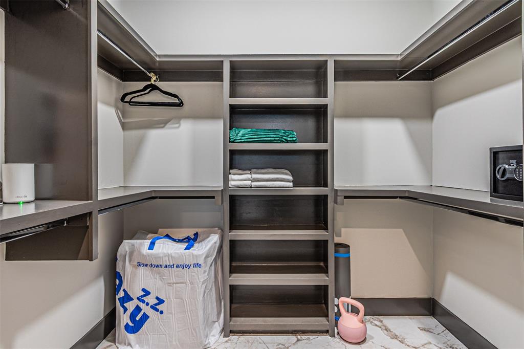 Clifton Place 02 - Residential