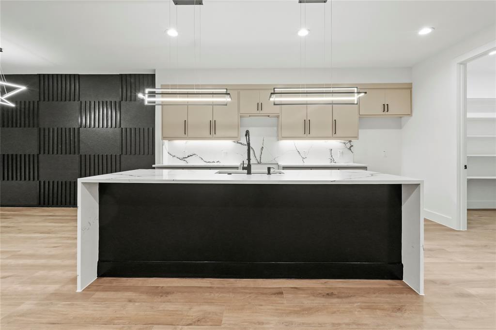 Tholl F J - Residential