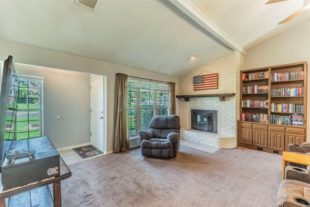 901 Cottonwood Trail