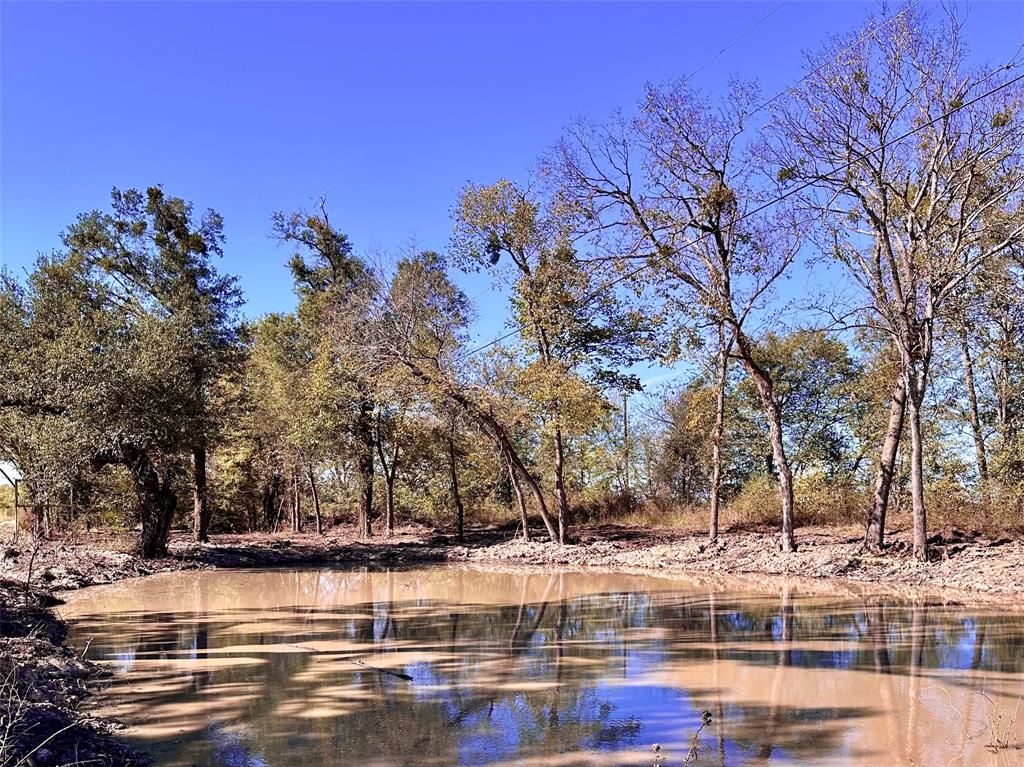 1.62 acres Texas Highway 11 W