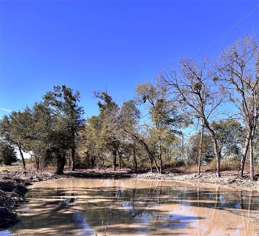 1.62 acres Texas Highway 11 W