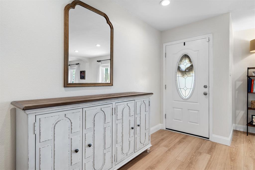 1808 Clear Creek Lane