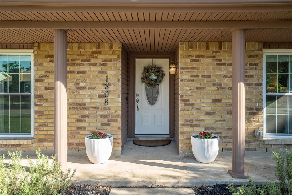 1808 Clear Creek Lane
