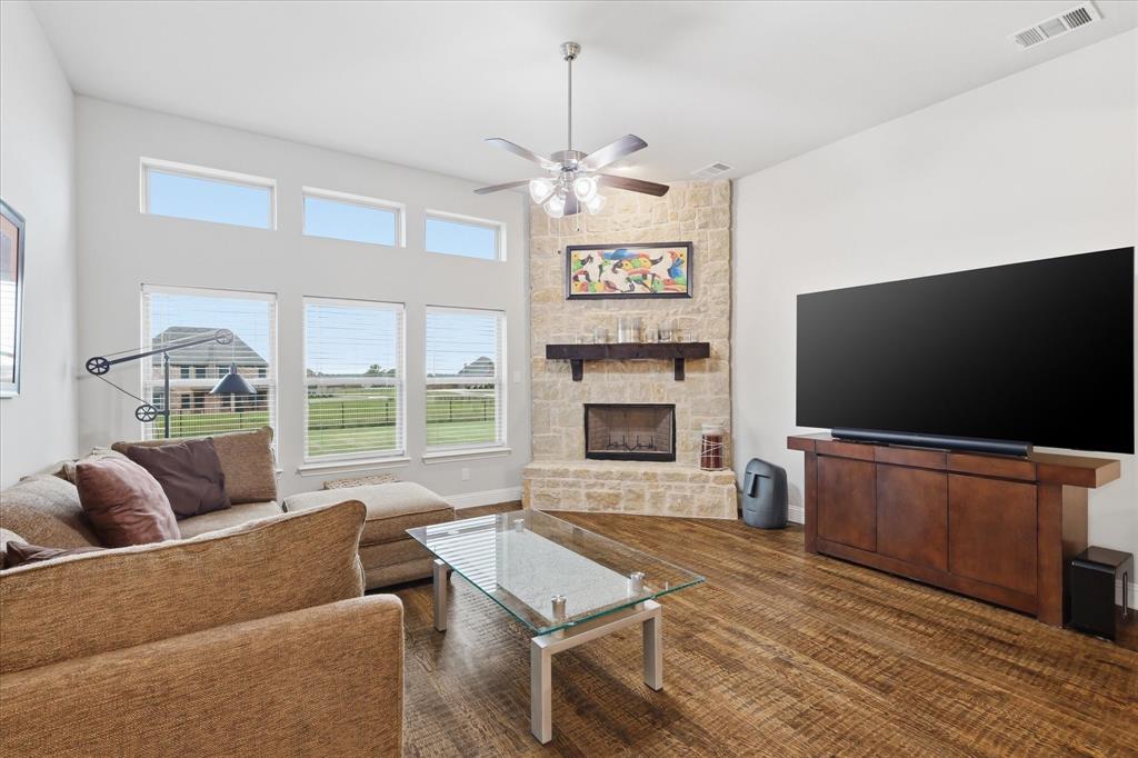 1053 Hickory Lane