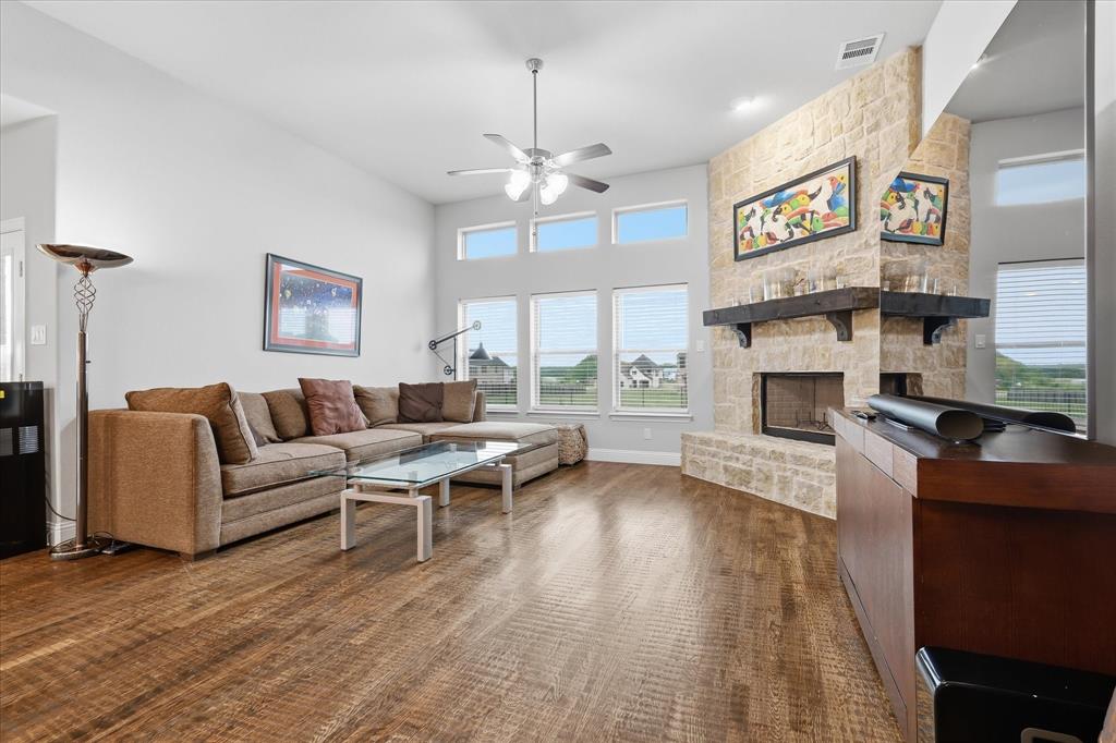 1053 Hickory Lane