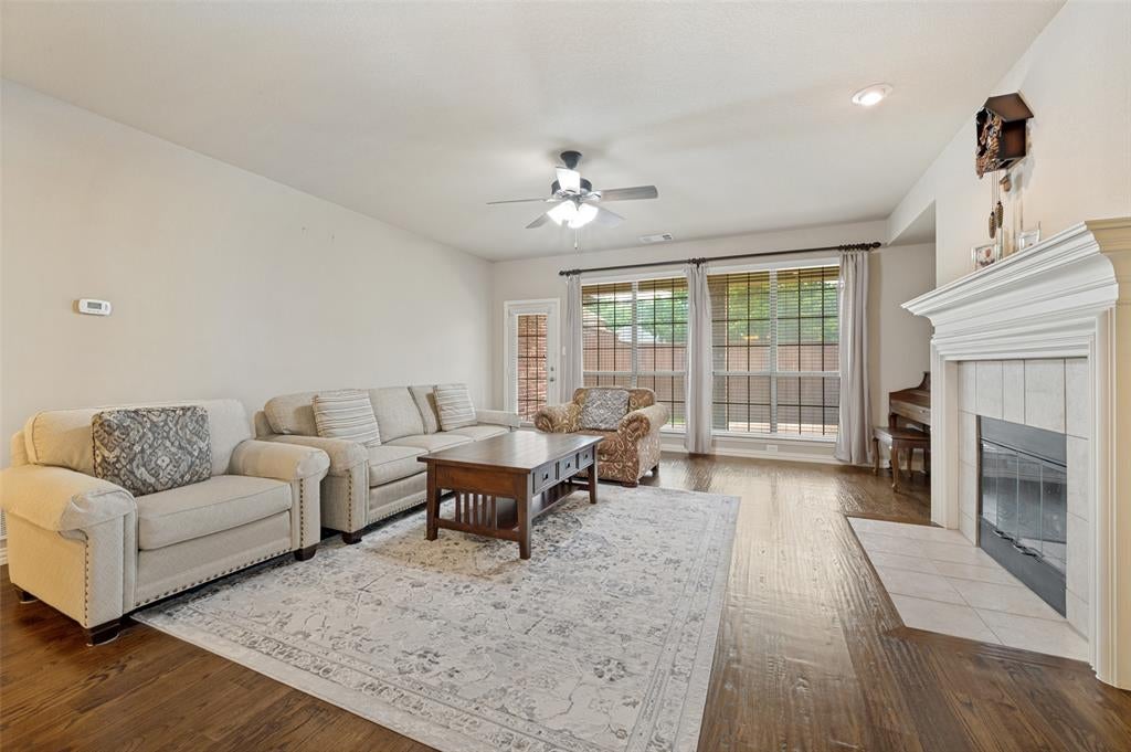 2848 Forest Manor Drive