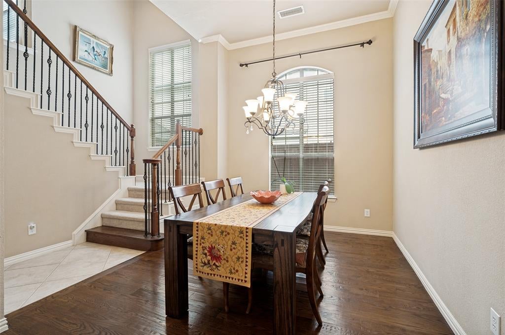 2848 Forest Manor Drive