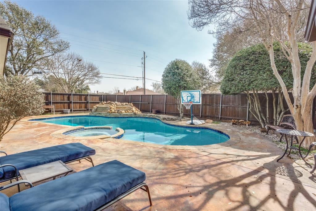 1008 Morningstar Trail