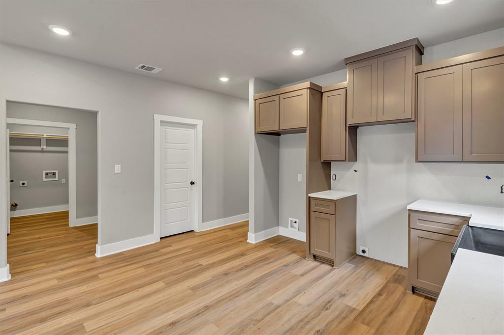 Western Hills Harbor - Residential