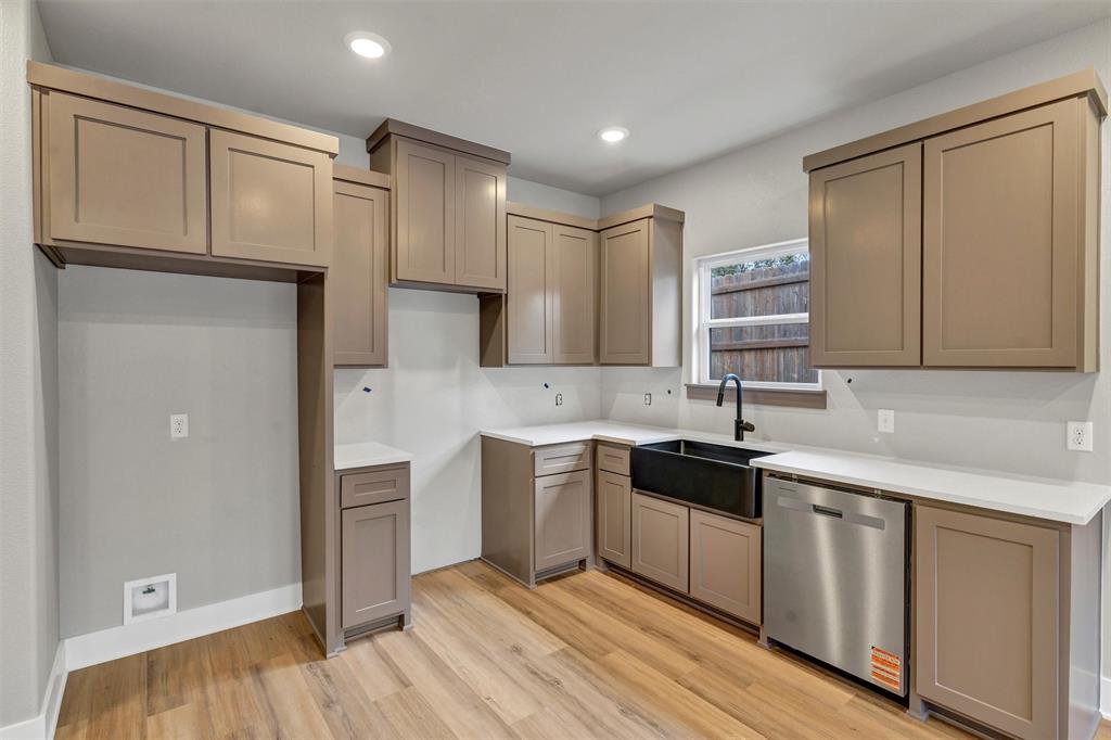 Western Hills Harbor - Residential