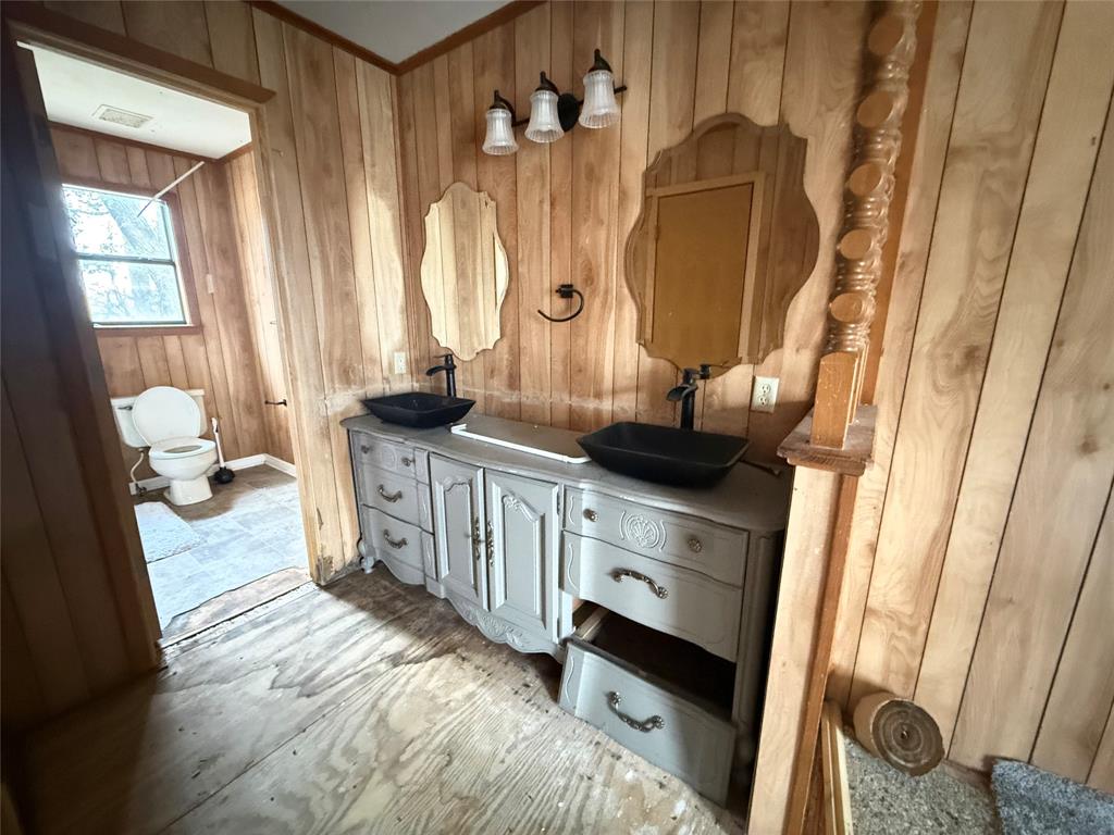 HICKLIN, BARNETT - Residential